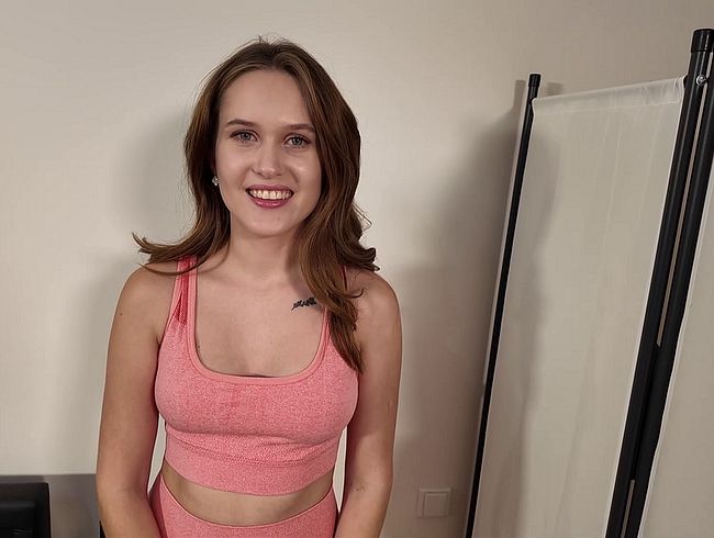 Liebevolles Traumgirl orgasmisch geschwängert