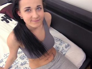 fi**freundinnen Porno Video: 117-1 Triebhaftes Luder gefi**t und geschwängert